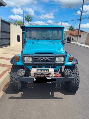 TOYOTA BANDEIRANTE 4.0 OJ55LP-BL3 4X4 CS DIESEL 2P MANUAL TOYOTA BANDEIRANTE 4.0 OJ55LP-BL3 4X4 CS DIESEL 2P MANUAL